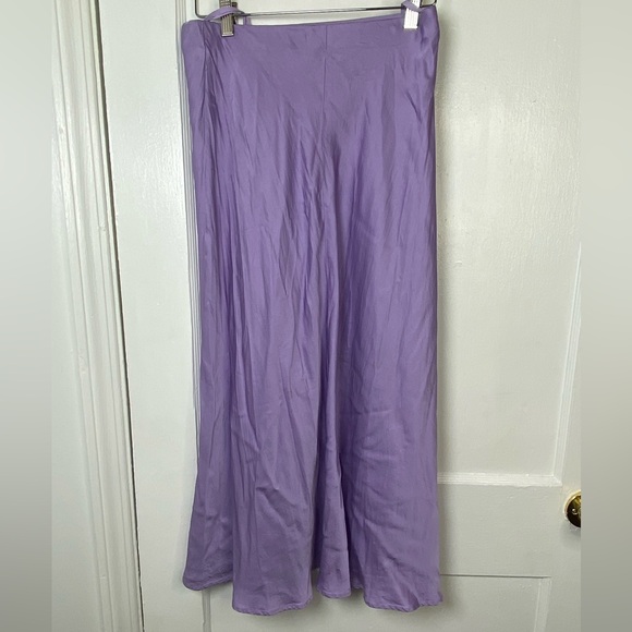 L'AGENCE Clarisa Bias Lilac Satin Slip Lavender Purple Midi Luxury Skirt - Picture 3 of 6